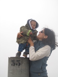 Nicolás y mamá en Peñalara